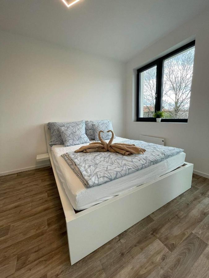 Mikuloff Apartman Mikulov Kültér fotó